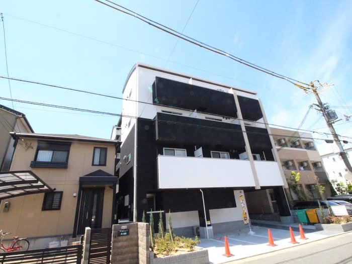 外観写真 Adatto