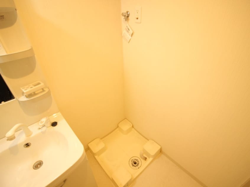 洗濯機置場 グランツ鶴見