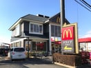 マクドナルド(ファストフード)まで722m D porta Luchta