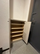 靴箱 綾小路パレス