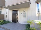 エントランス部分 カーサコモドⅤ