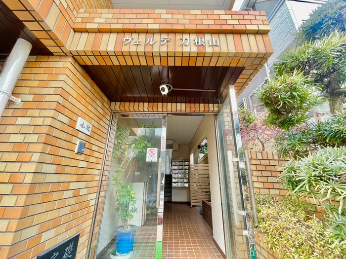 エントランス部分 ヴェルデ刀根山 1