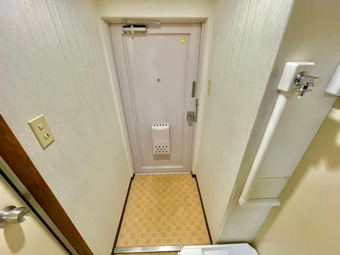 玄関 ヴェルデ刀根山 1