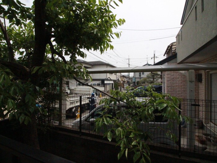 室内からの展望 リヨンドール桂