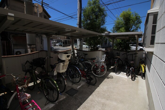 駐輪場 アルティエ－レ　セラＡ棟