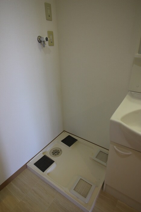 洗濯機置場 アルティエ－レ　セラＡ棟