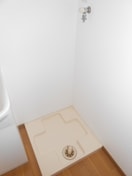 洗濯機置場 ラ・メゾヌ－ヴ