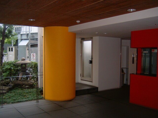 エントランス部分 ル－・エ－ベル常光寺壱番館