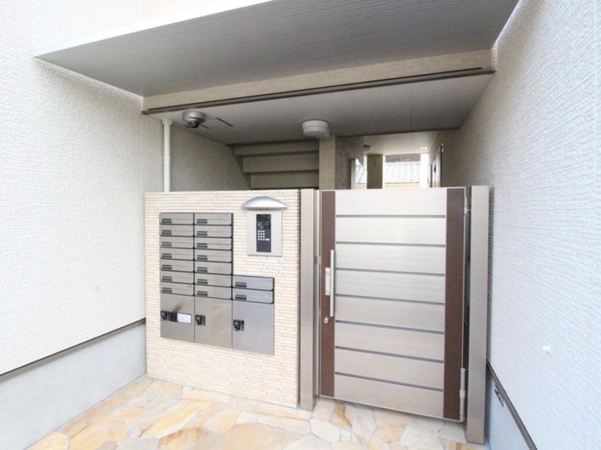 エントランス部分 フジパレス吹田金田公園