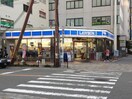 ローソン江坂店(コンビニ)まで378m 江坂プライマリーワン