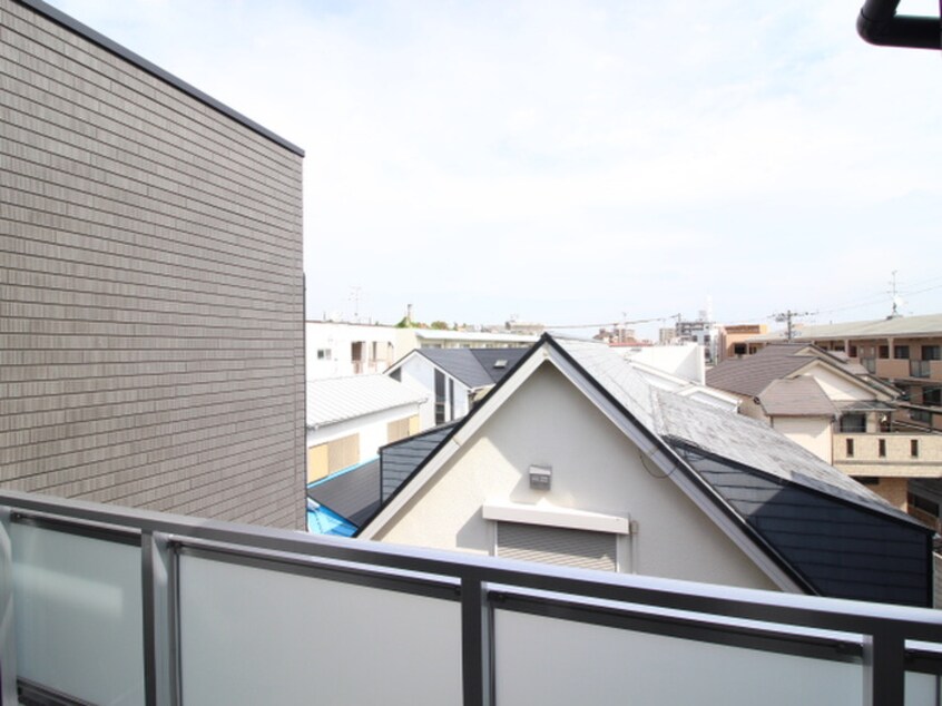 室内からの展望 リブリ・千里丘