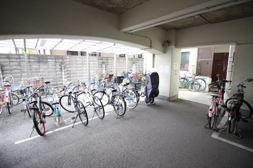 駐輪場 グランドール瑞宝