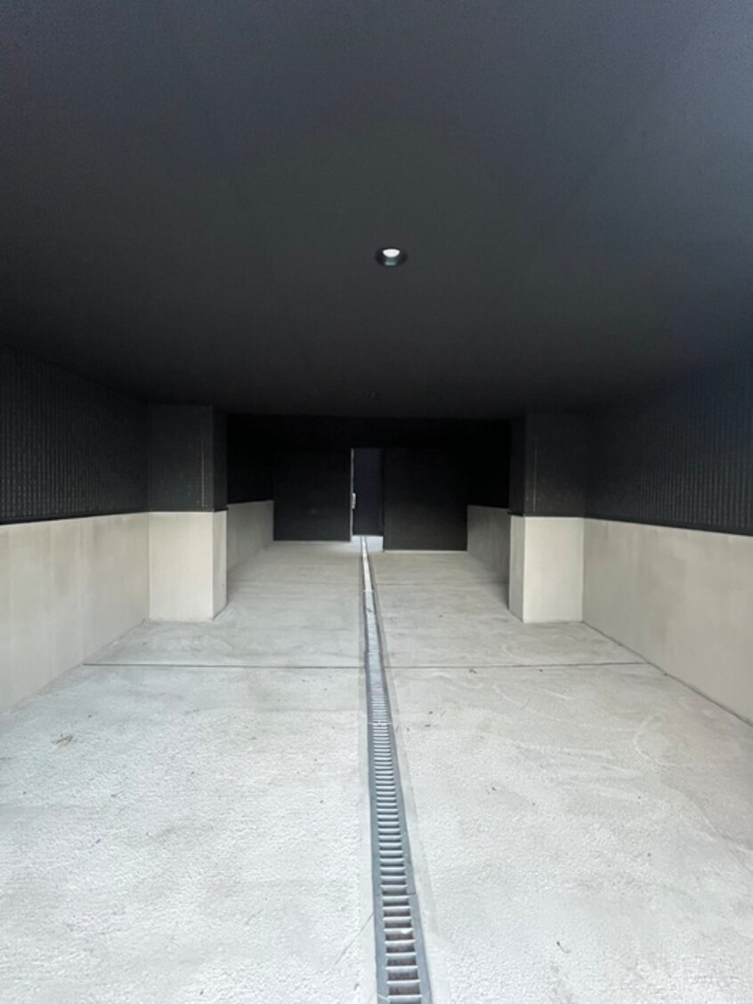 駐車場 薬師通1丁目新築貸家