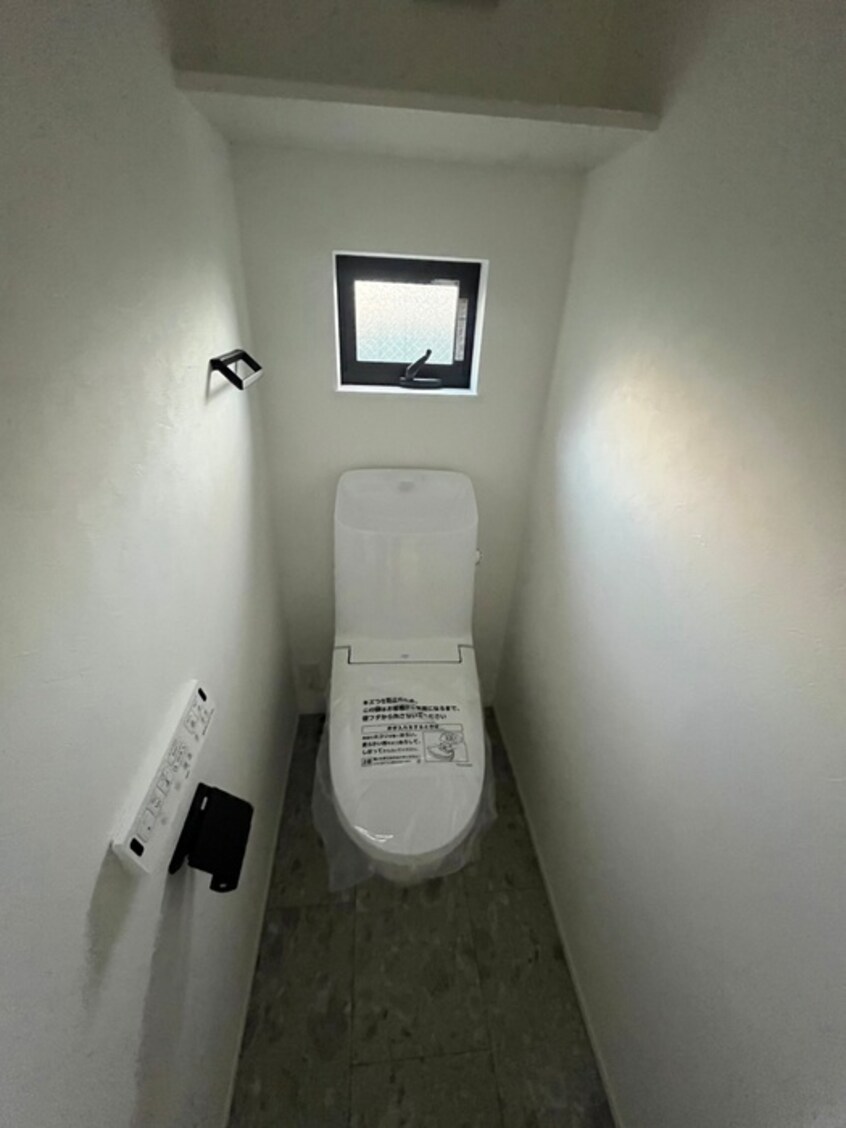 トイレ 薬師通1丁目新築貸家