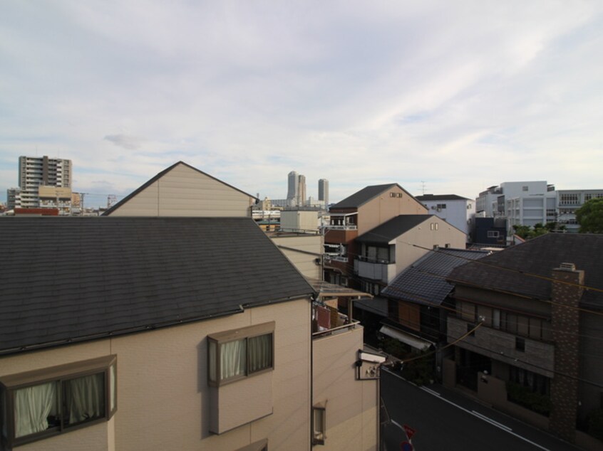 室内からの展望 ＷＩＮＧＳ西九条