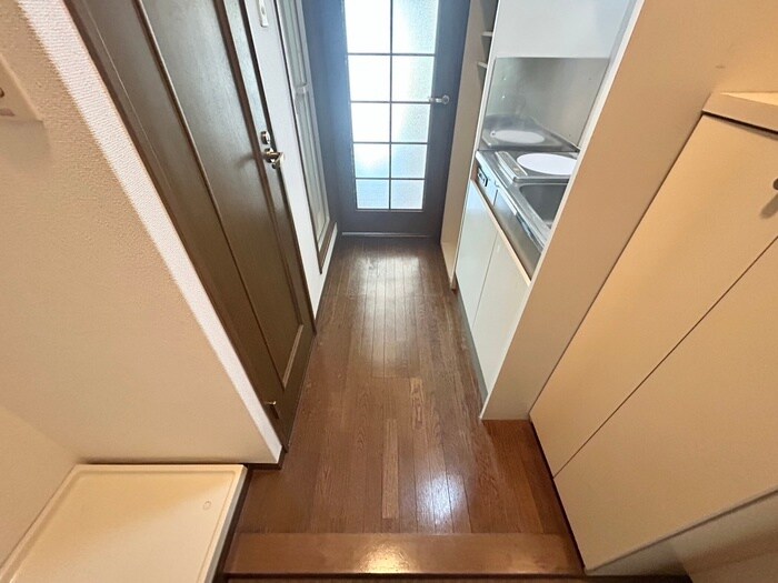廊下 リファインハイツナカモト