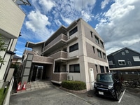 クレア　ヤマモト