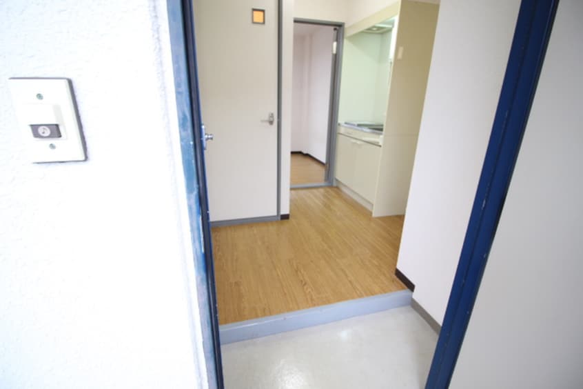 玄関 セゾン田辺