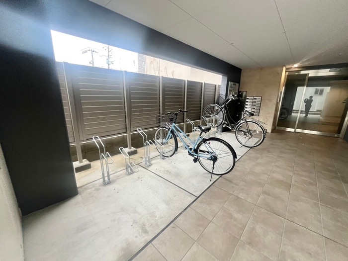 駐輪場 Sフラット円町