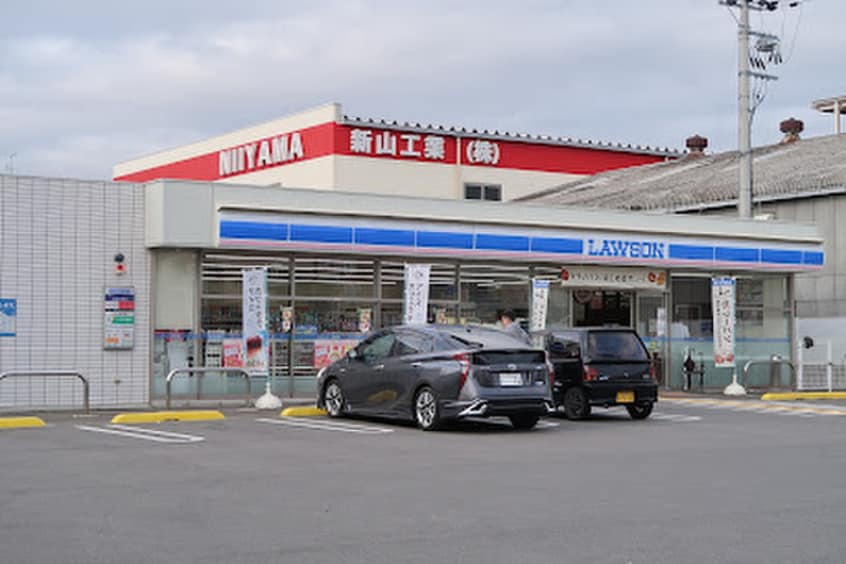 ローソン 東大阪衣摺五丁目店(コンビニ)まで200m SANCTUARY　TERRACE