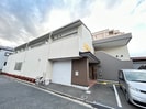 シャルム綾園の外観