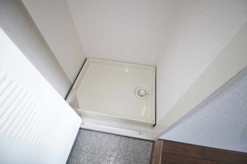 洗濯機置場 ﾗｲｵﾝｽﾞﾏﾝｼｮﾝ五条大宮第二（407）