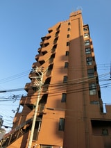 ノアーズアーク九条駅前