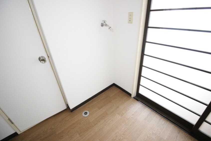 洗濯機置場 ラックコウベ