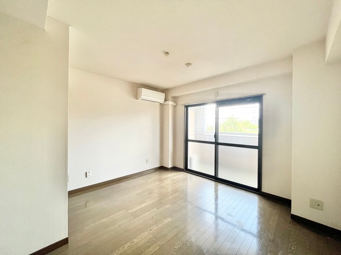 居室 森ビルディング