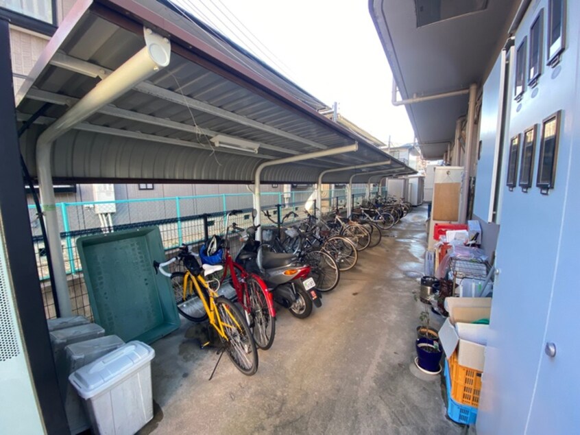 駐輪場 サンライズ西田