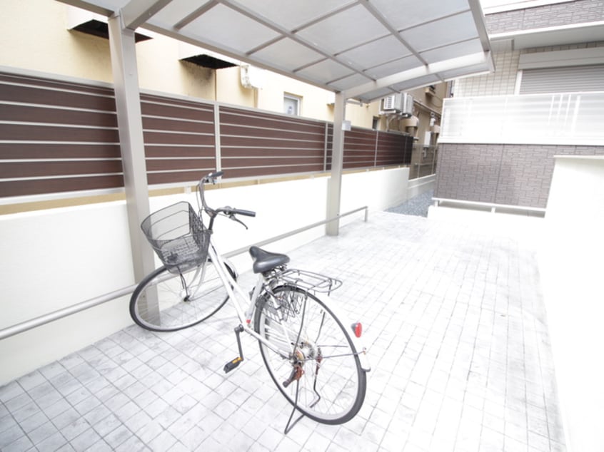 駐輪場 ＥＶＩＳＴＡＧＥ甲子園