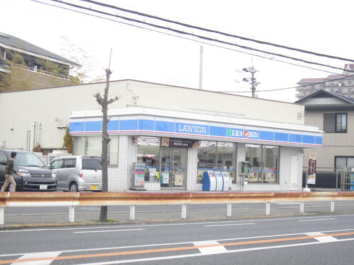 ローソン(コンビニ)まで1200m ケーズコート