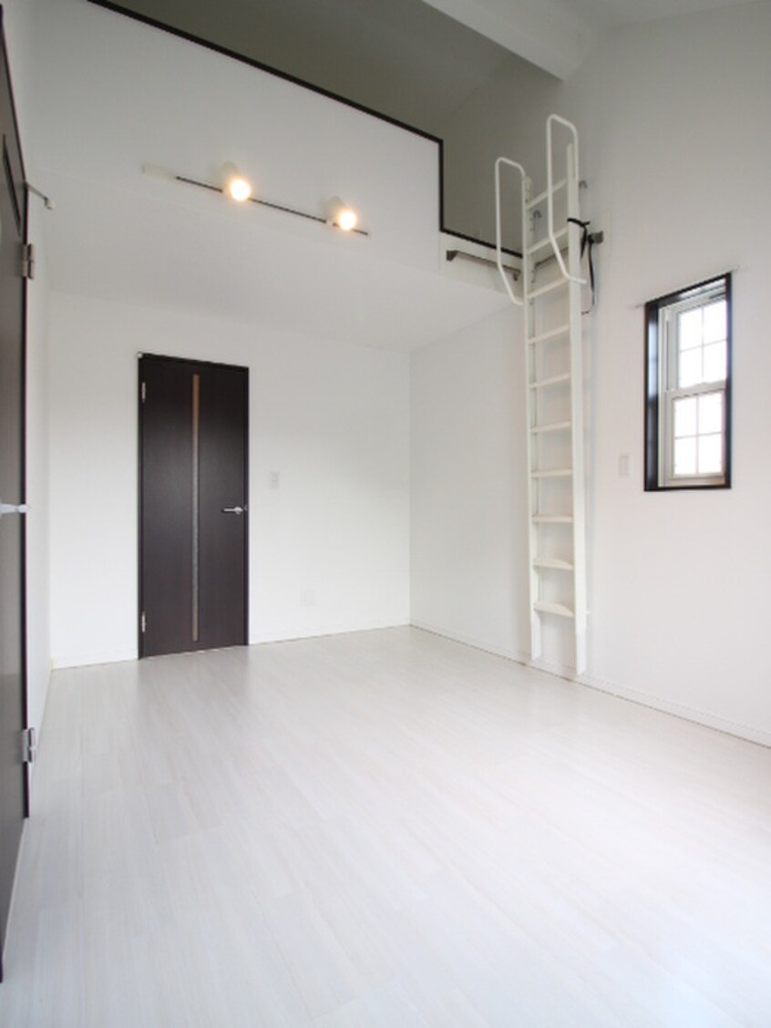 居室 ＡＤＶＡＮ　山上