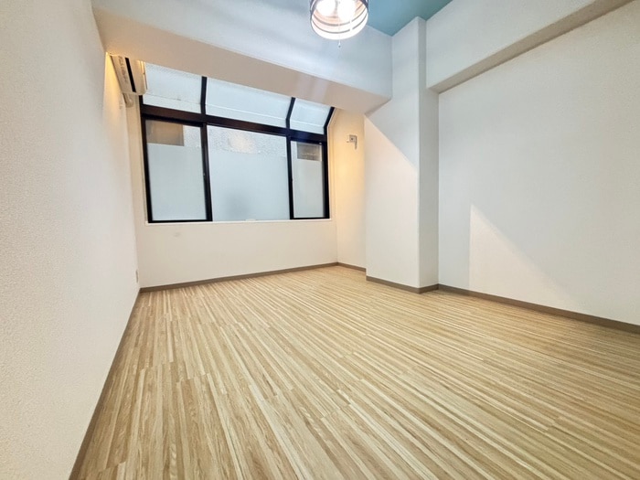 居室 グランタック河原町五条