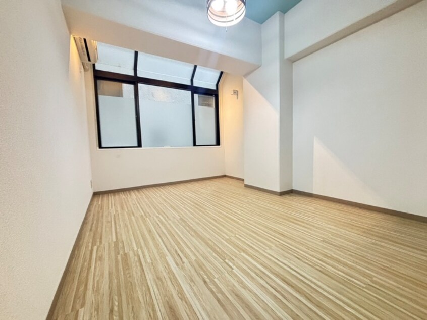 居室 グランタック河原町五条