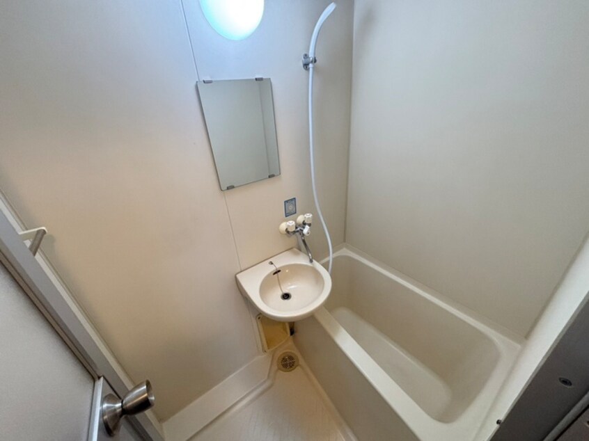 バス／シャワールーム等 グランタック河原町五条