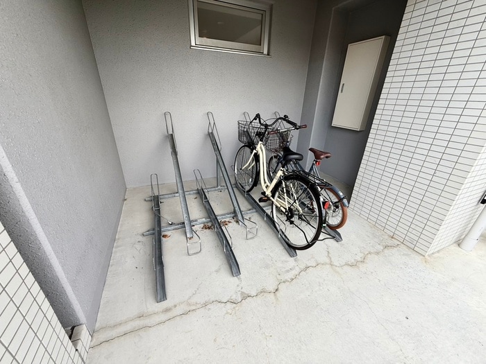 駐輪場 プラムコート