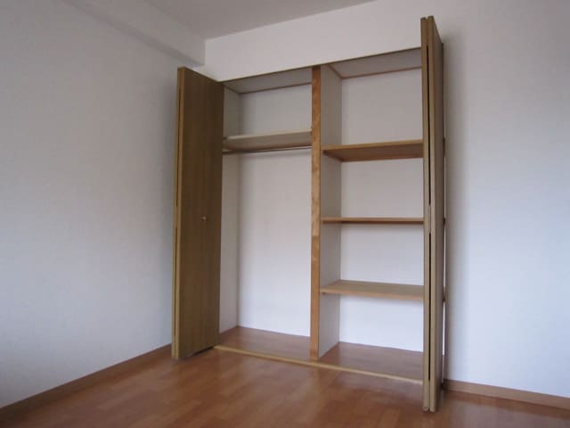 収納 パセオ清荒神1番館