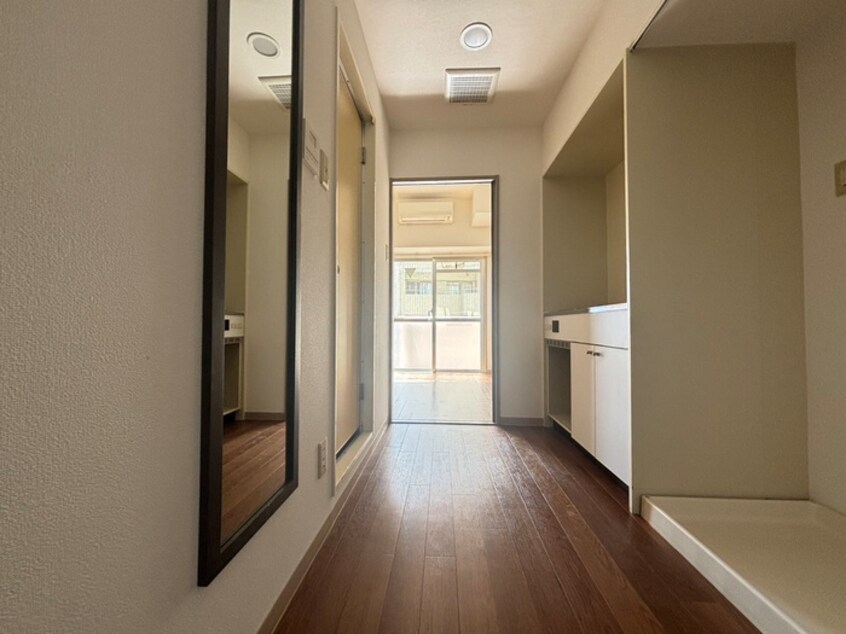 廊下 ソレイユ・ド元町