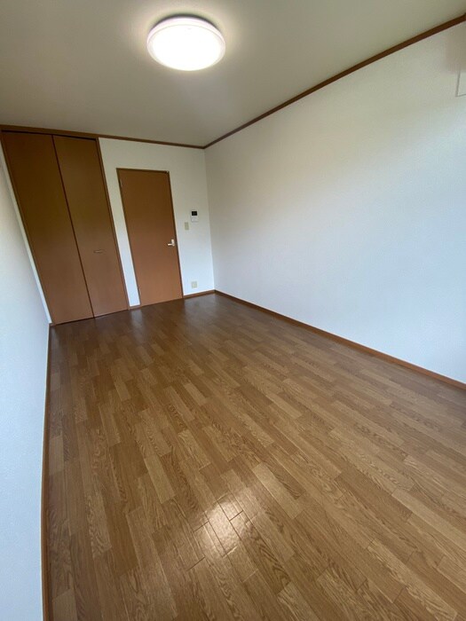 玄関 パセオ　津久野