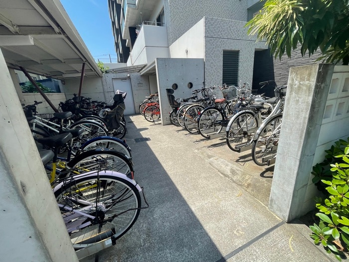 駐輪場 サウスパ－ク