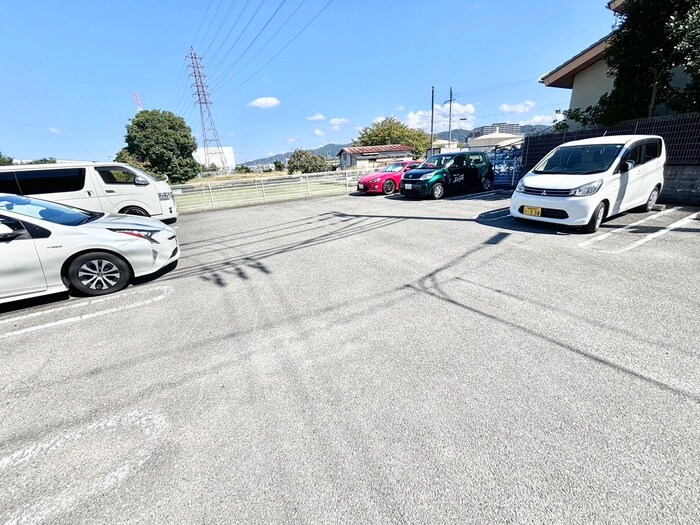 駐車場 アプリコットヒルズ