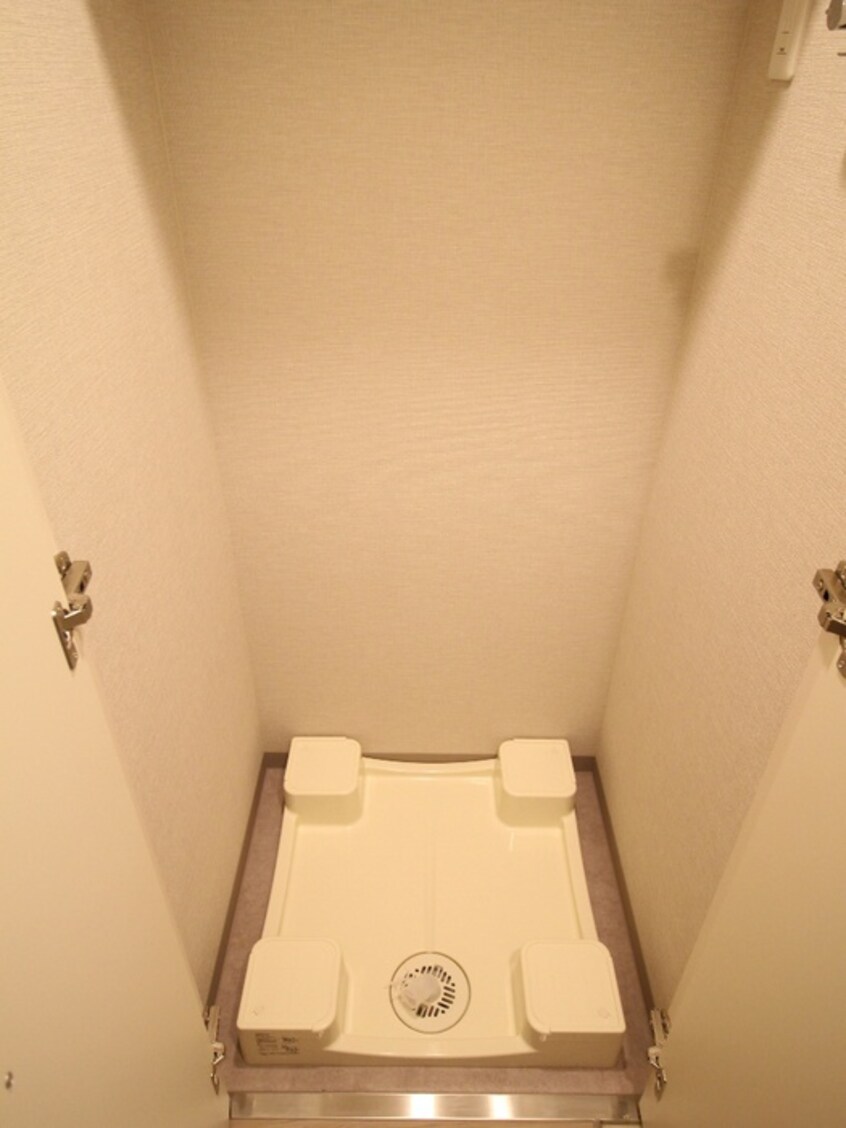 洗濯機置場 コンフォリア江坂広芝町