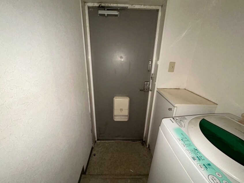 玄関 ヒルバレー妙法寺駅前