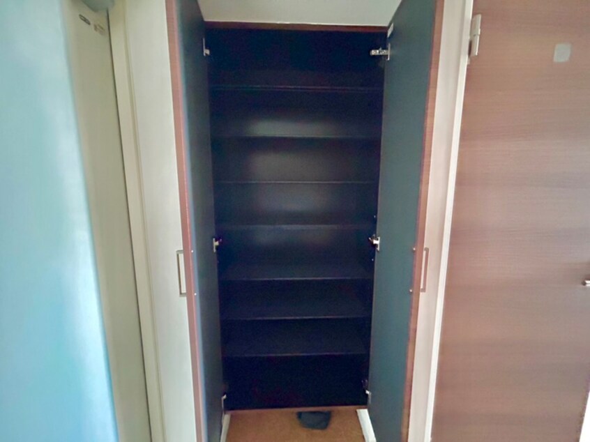 靴箱 Luxe難波西Ⅲ