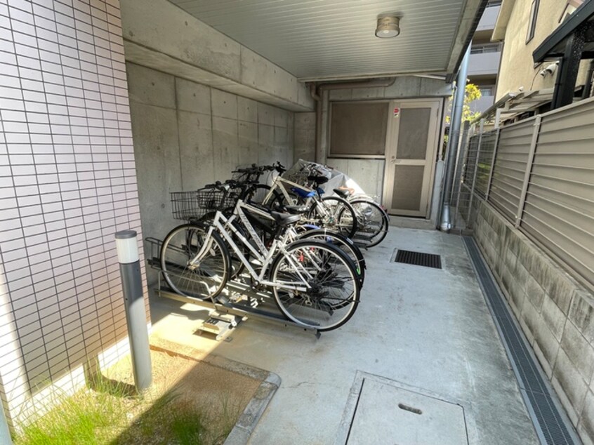 駐輪場 ロゼノワール夙川