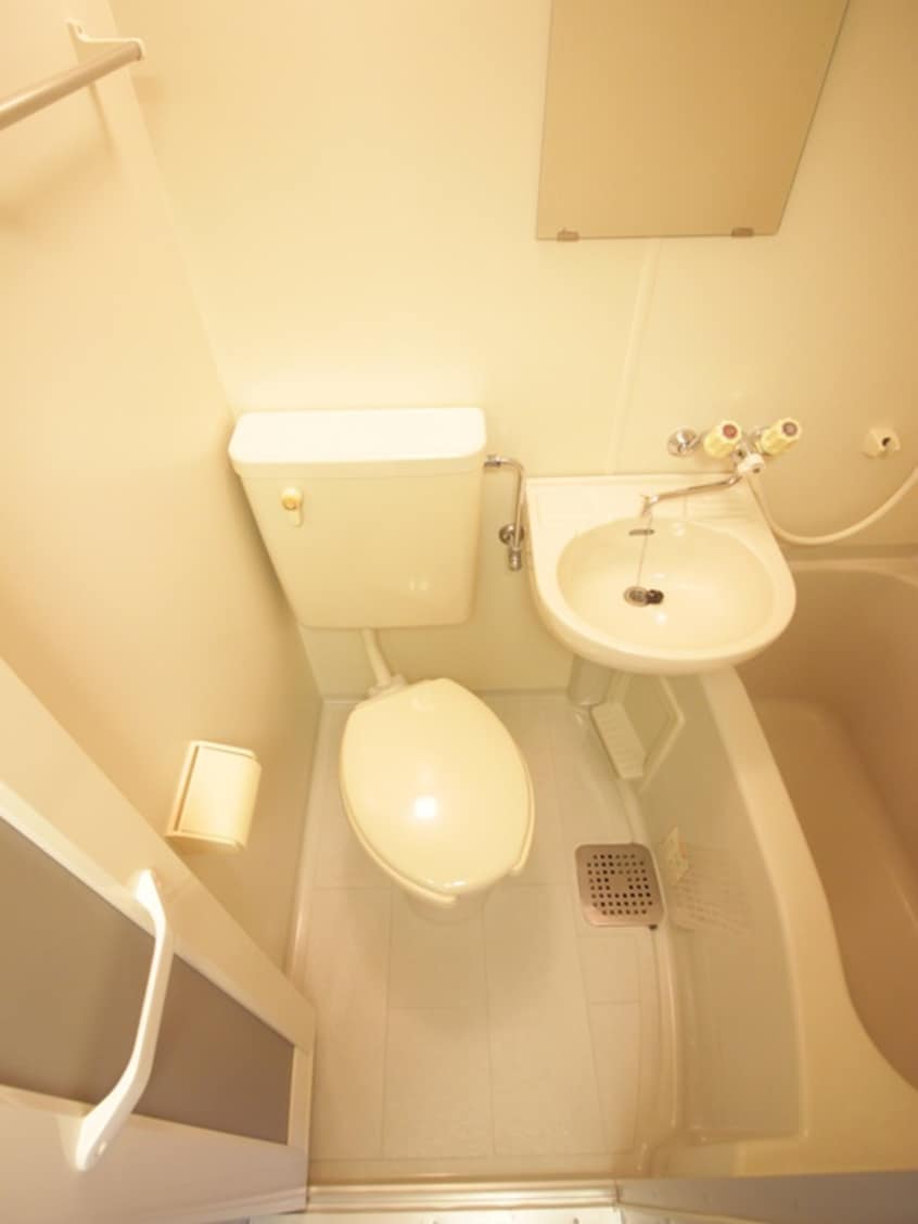 トイレ フォンテーヌ８１