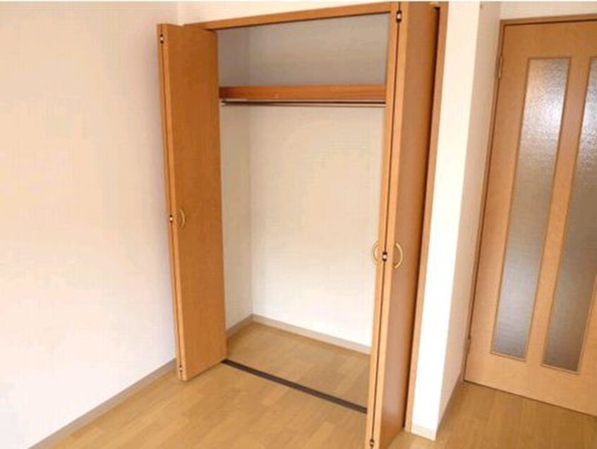 収納 メゾン・ド・ヴィレ西宮