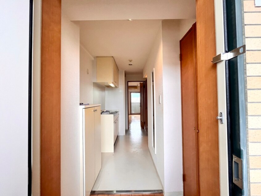 廊下 メゾン・ド・ヴィレ西宮