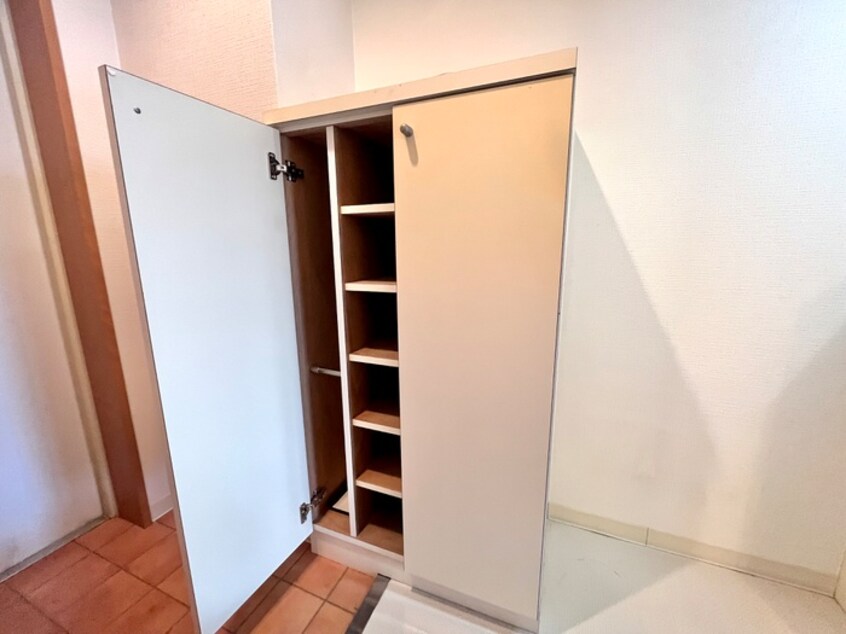 靴箱 メゾン・ド・ヴィレ西宮